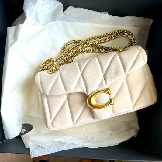 Coach quilted tabby20