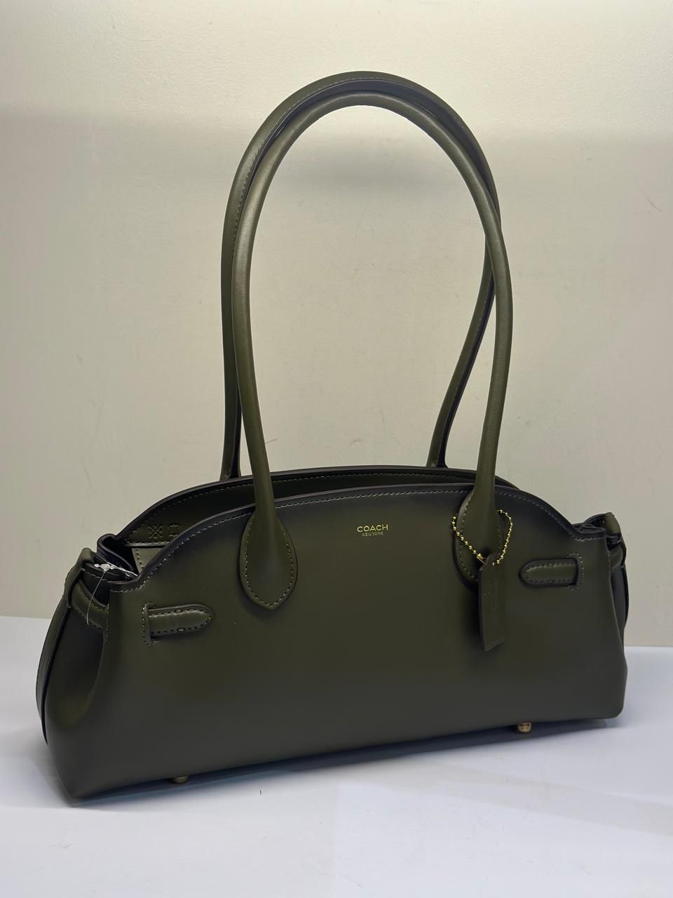Empire carryall coach