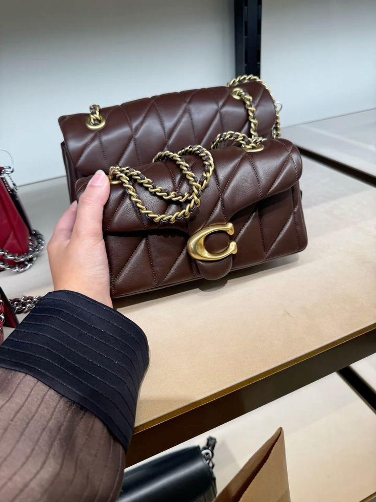 Coach quilted tabby20