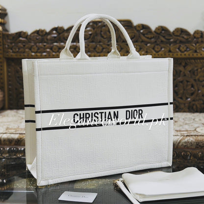 CHRISTIAN DIOR TOT BAG