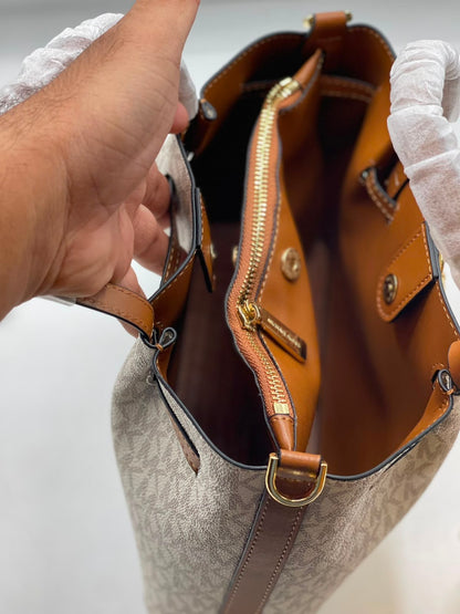 MICHAEL KORS OUTLET