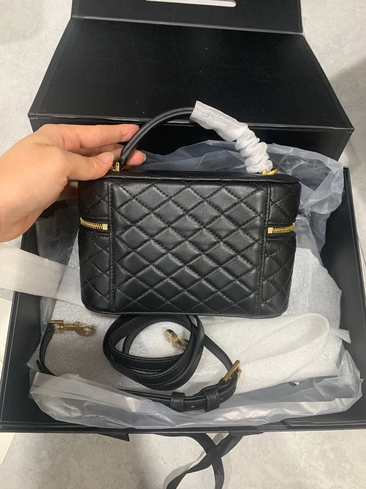 Ysl vanity