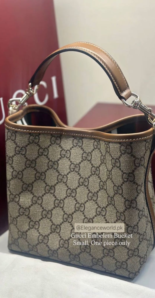 Gucci emblem bucket