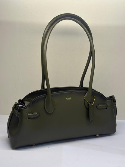 Empire carryall coach