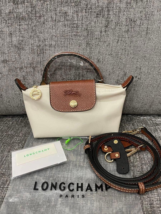 LONG CHAMP
LE PLIAGE POUCH WITH HANDLE