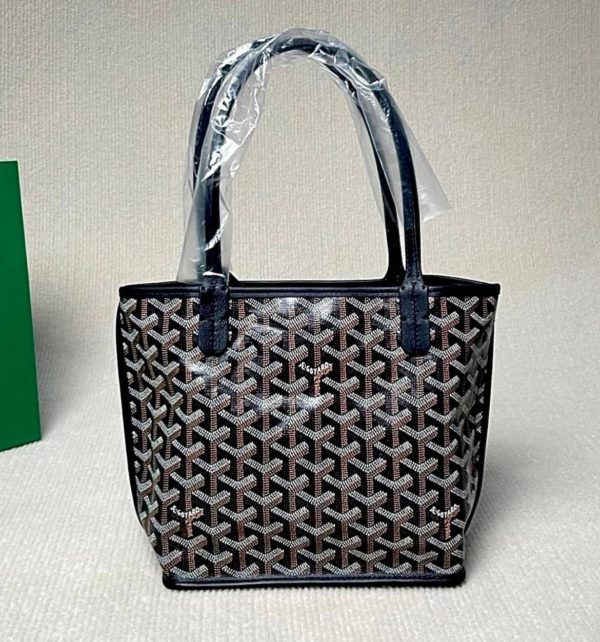 goyard small