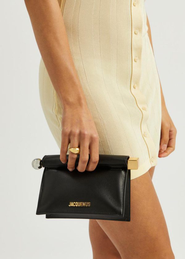 JACQUEMUS*
*The Rond Carrè Clutch* - Image 3